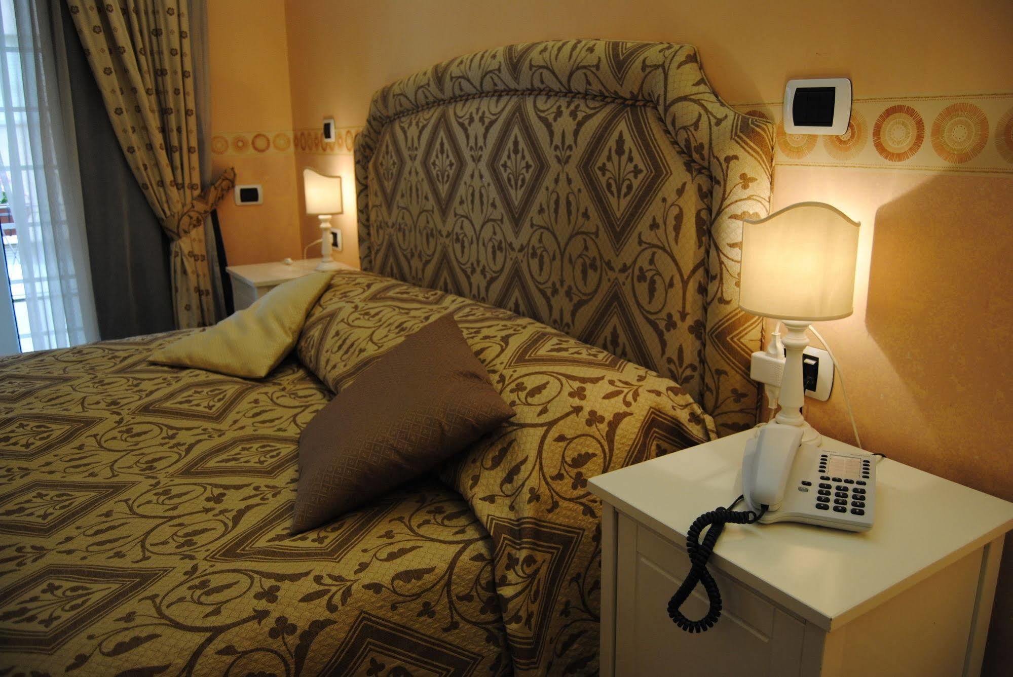 Il Colonnato Bed & Breakfast Roma Dış mekan fotoğraf